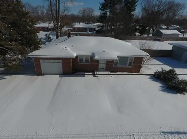 2006 S 23rd St, Terre Haute, IN 47802