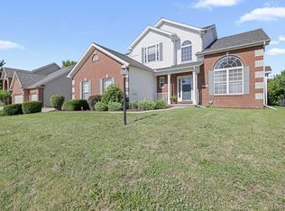 2105 Charwick Dr, Champaign, IL