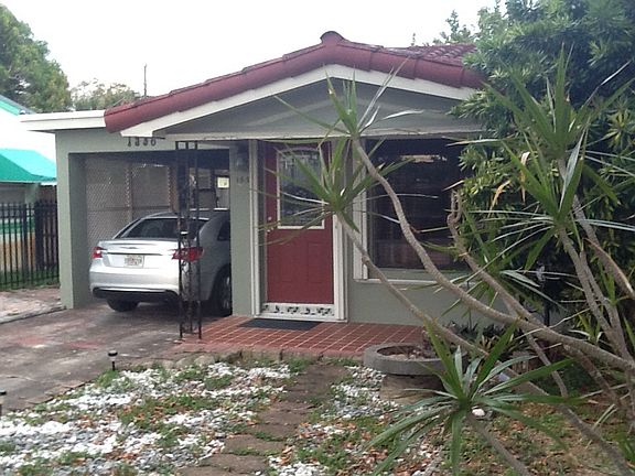 5th image of 1536 NW 7th Ter