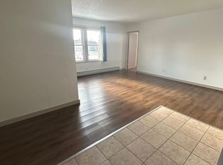 401 N 1st St APT A, Marshalltown, IA 50158
