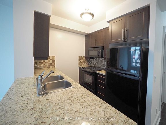 4th image of 25 Greenview Ave Unit 1623