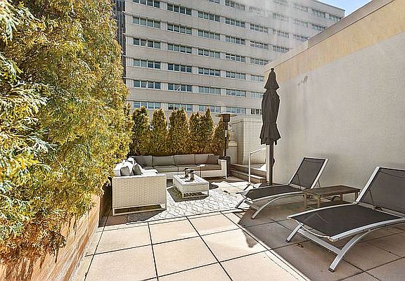 4th image of 52 Thomas St Penthouse A