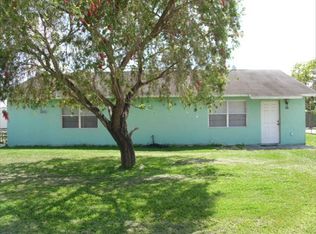 221 Azucana Rd, South Bay, FL 33493