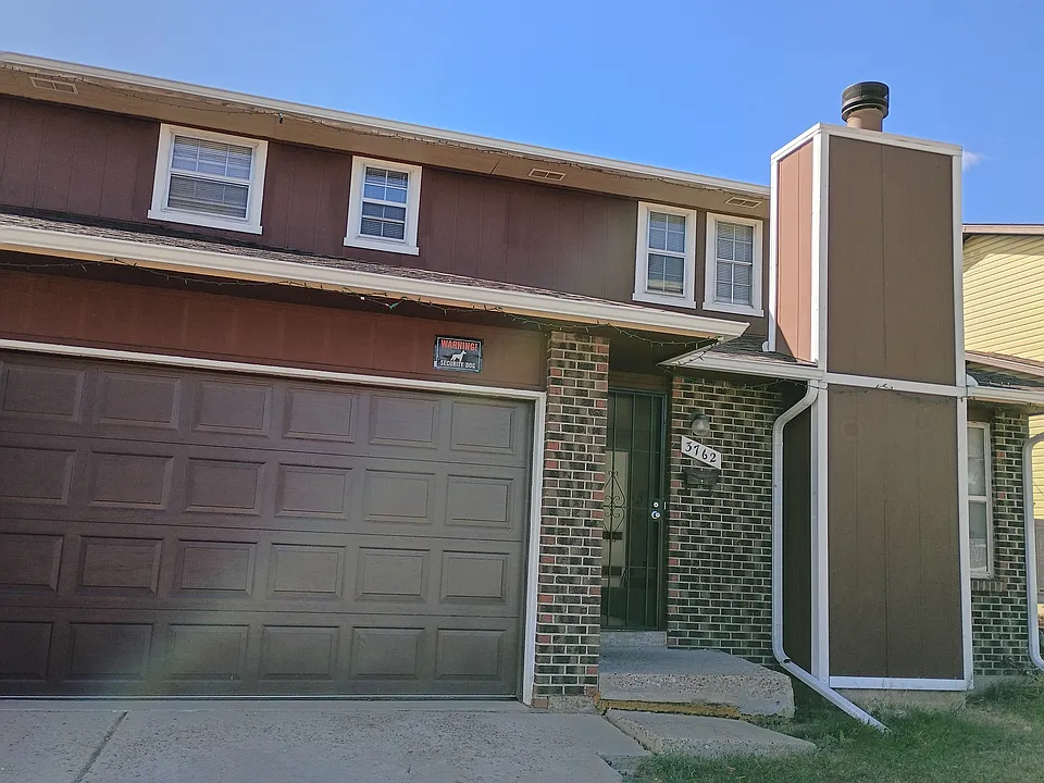 3762 W 89th Way