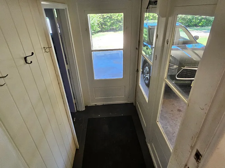 1812 Ashley Dr — Photo 18