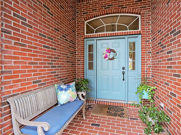 2nd image of 4419 Pebble Brook Dr