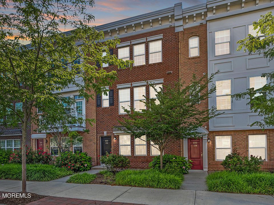 1st image of 600 Grand Avenue #3G
