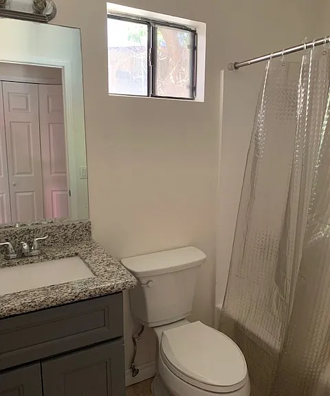 1255 N Los Robles Ave — Photo 4