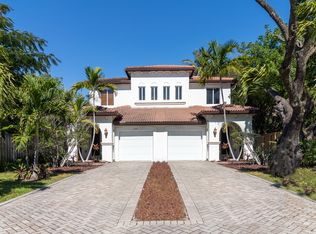 209 SW 10th St, Fort Lauderdale, FL 33315