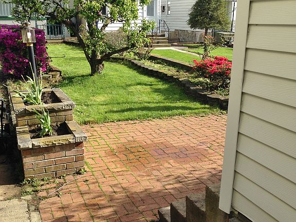 Brick Patio off Garage