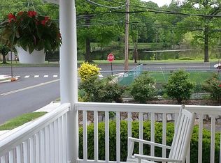 8 Middle Ave, Summit, NJ 07901