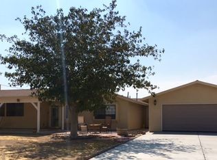 1922 W Dolphin Ave, Ridgecrest, CA 93555