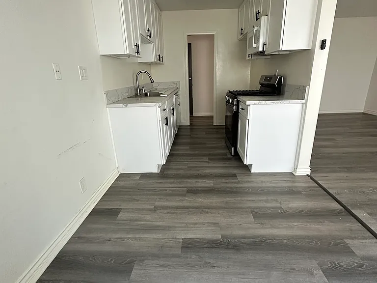 4521 Colfax Ave #213 — Photo 4