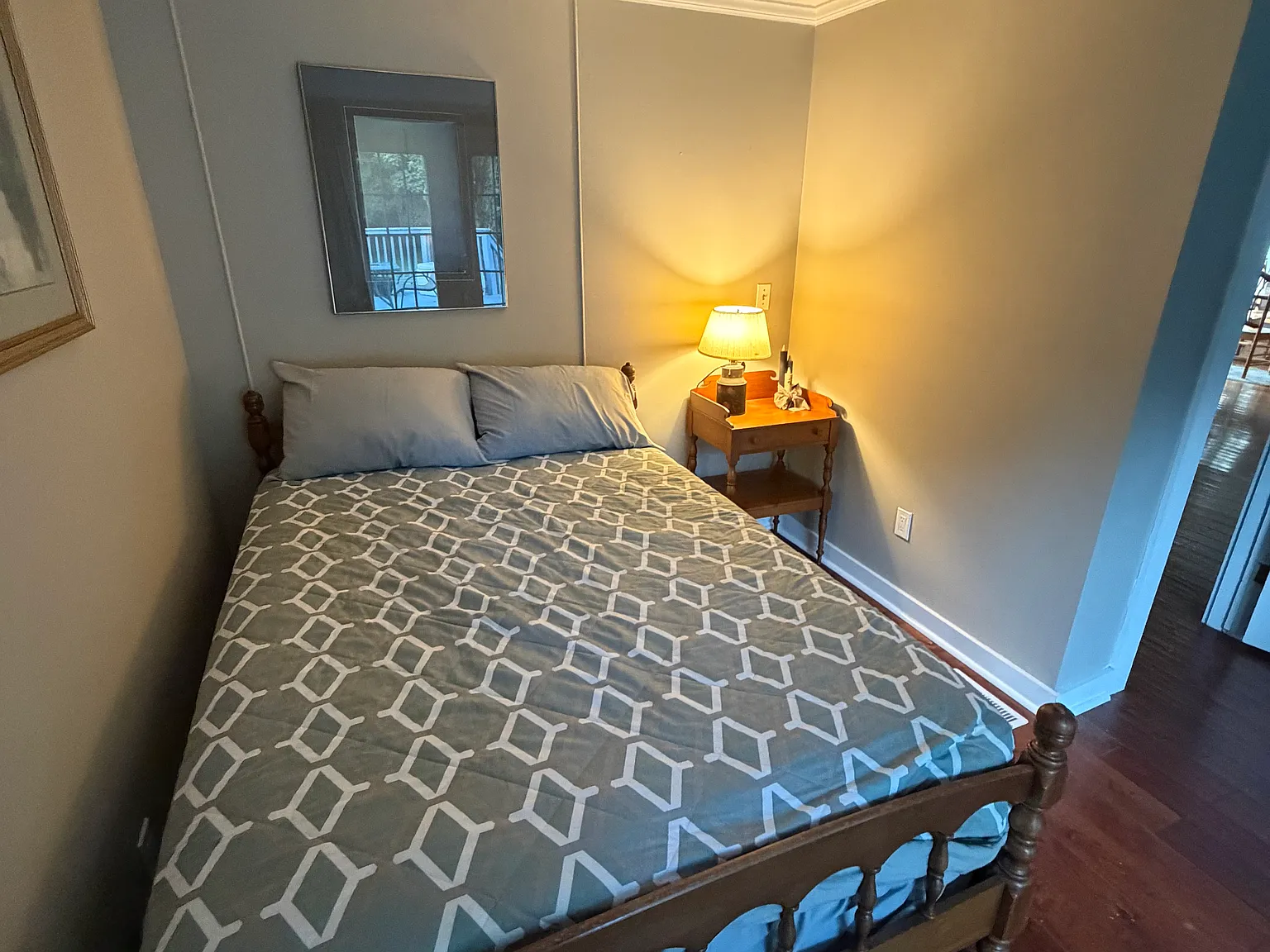 4 bed, 2.5 bath, 2769 sqft, $1,000 — Photo 2