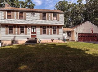 41 Chestnut Rd, Dracut, MA 01826