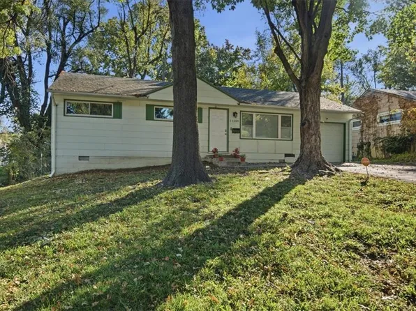 11209 Palmer Ave, Kansas City, MO 64134
