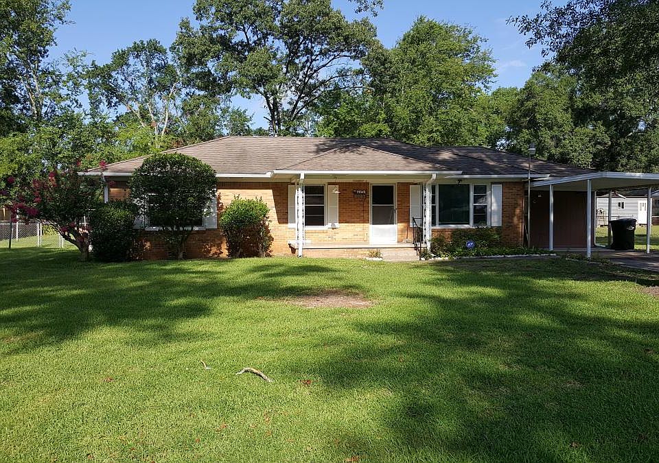 1st image of 1105 Willow Springs Dr
