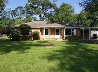 1105 Willow Springs Dr, Longview, TX 75604