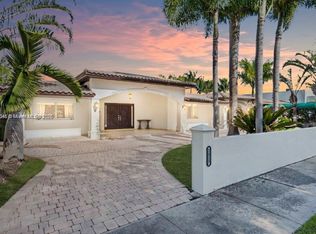 2015 N Hibiscus Dr, North Miami, FL 33181