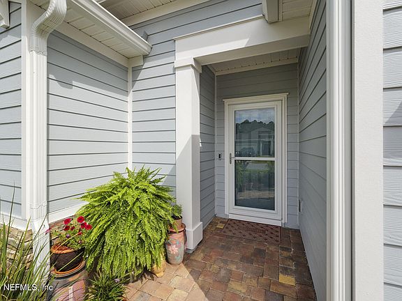 3rd image of 9771 LOVAGE Lane