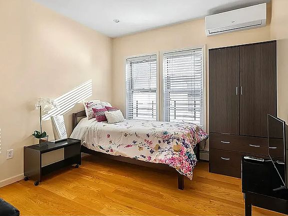 3rd image of 1524 78th St #3