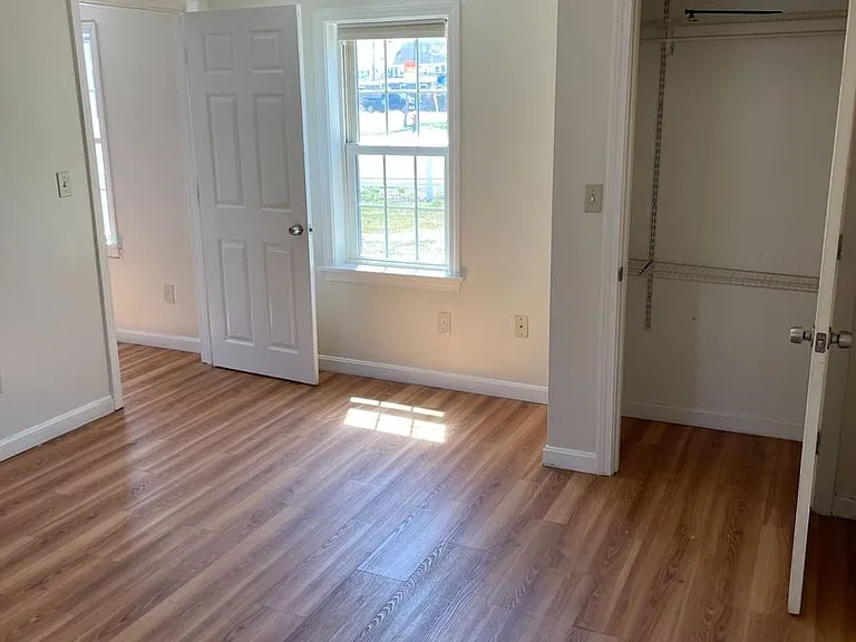 575 Main St #1 — Photo 6