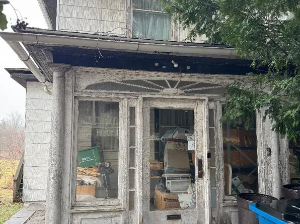 140 E Walnut St, Sellersville, PA 18960