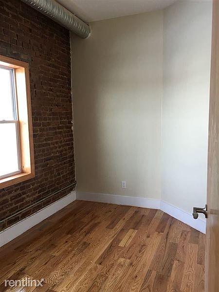 smallest room 800-900
