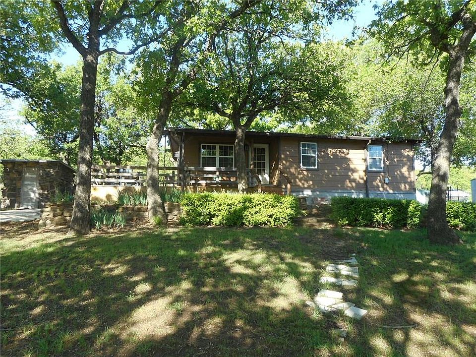 1st image of 118 Ponderosa St