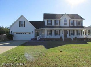 1029 Harvest Grove Ct, Hope Mills, NC 28348