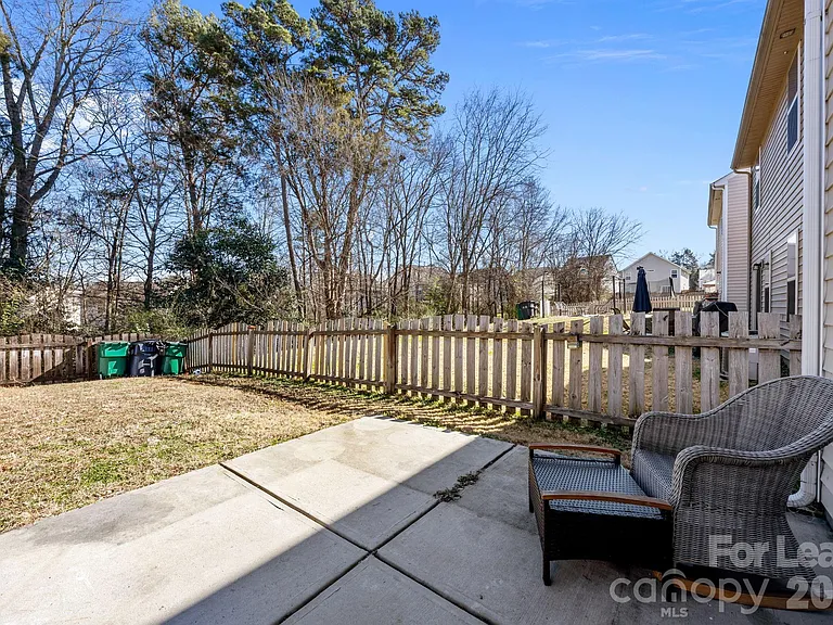 2707 Hunters Moon Ln — Photo 29