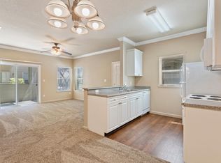 8905 Davis Rd APT F33, Stockton, CA 95209