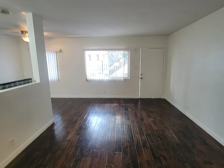 924 Hancock Ave #2 — Photo 12