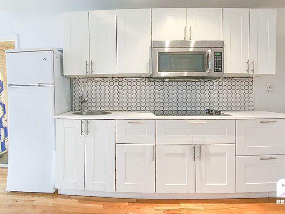 5th image of 405 Atlantic Ave #2