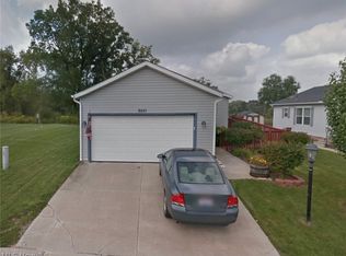 9041 Sandpiper Dr, Streetsboro, OH 44241