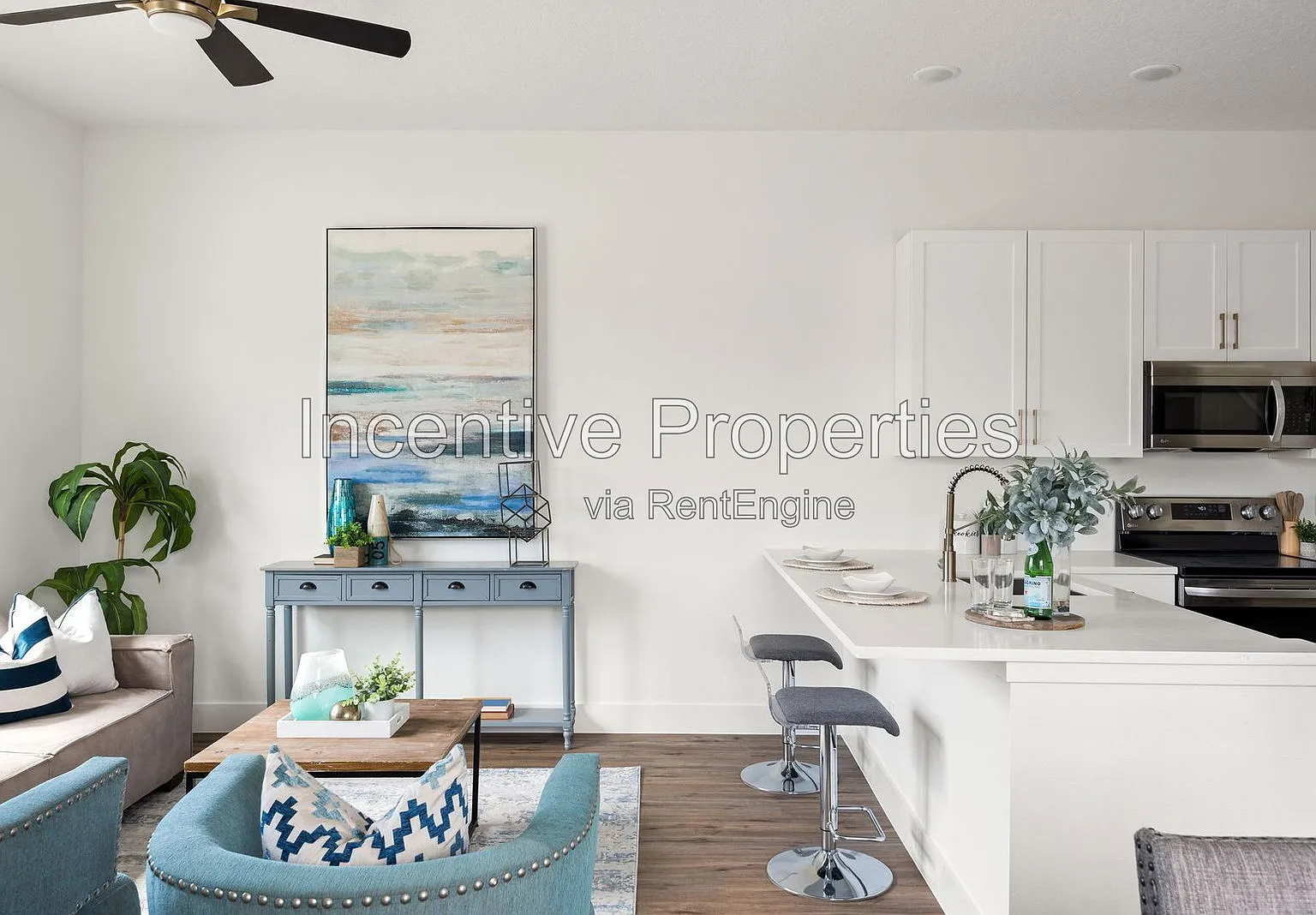 3 bed, 2.5 bath, 1454 sqft, $1,999 — Photo 4