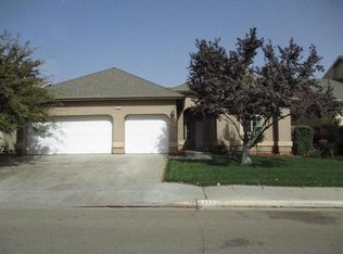 5402 W Donner Ave, Fresno, CA 93722