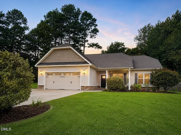 33 Wood Green Dr, Wendell, NC 27591