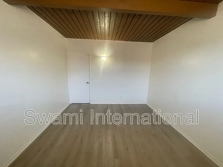 12545 Eucalyptus Ave #E — Photo 15