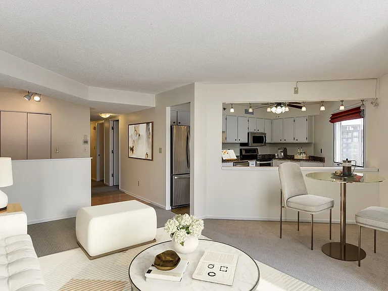 121 Washington Ave S #1102 — Photo 4