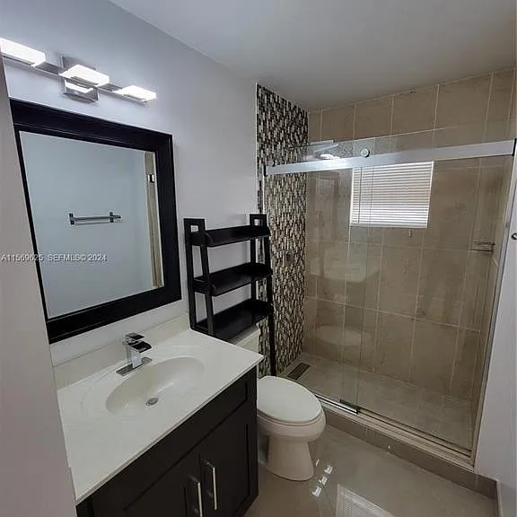 928 Falling Water Rd — Photo 22