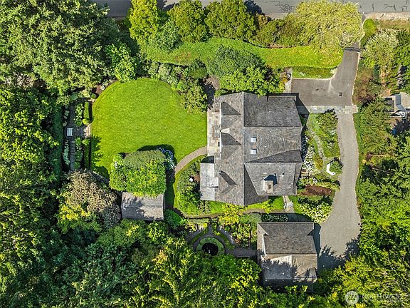 3rd image of 8106 Overlake Drive W