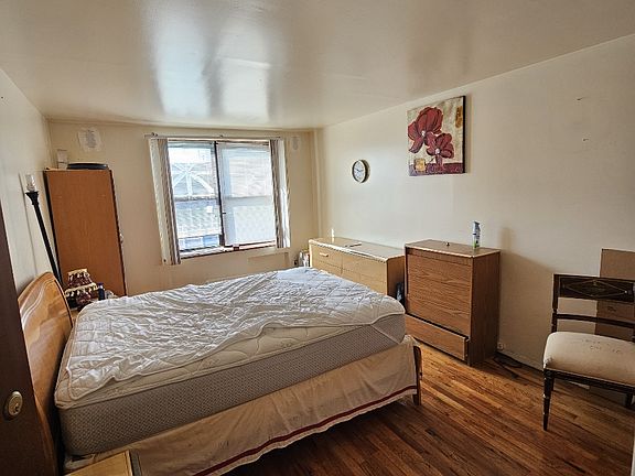 4th image of 1011 Nameoke St APT 5H