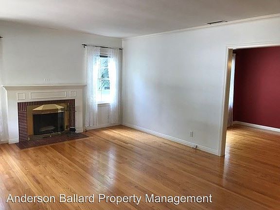 4th image of 4852 La Canada Blvd