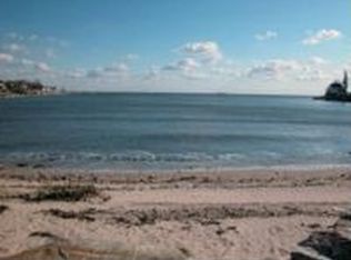 19 Cedar Grove Rd, Guilford, CT 06437