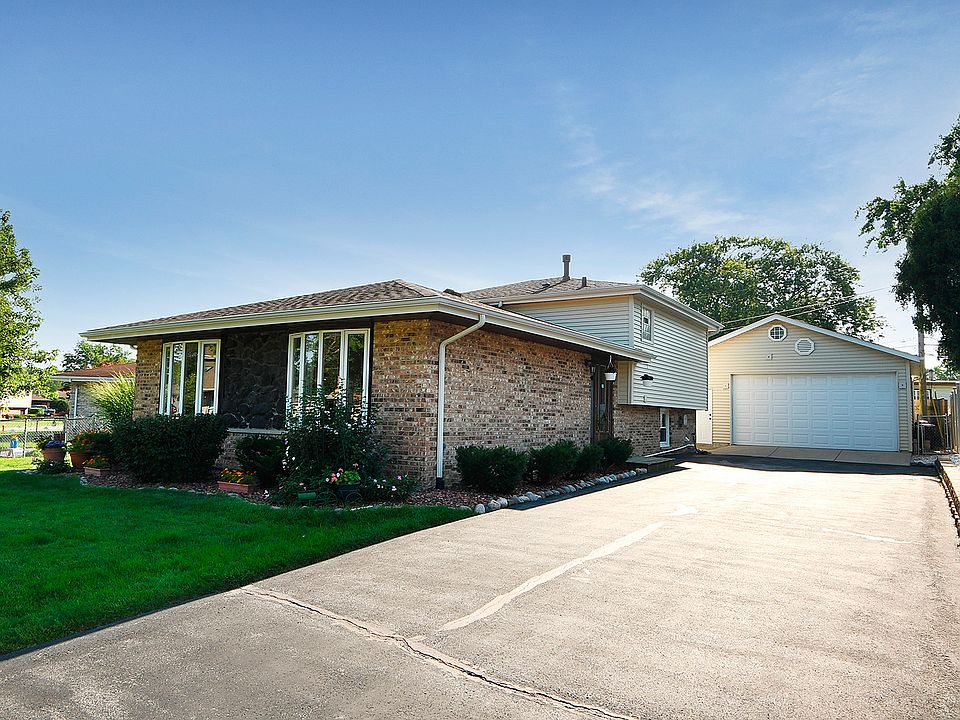 16038 Long Ave, Oak Forest, IL 60452 Zillow