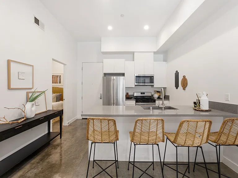 4021 Georgia St #5 — Photo 3