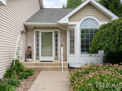2359 Whimbrel Ct NE, Grand Rapids, MI, 49505
