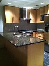 300 Bowie St #902