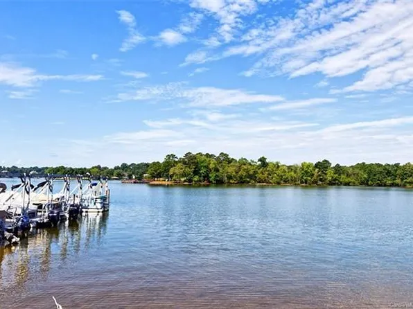 200 Shiloh Church Rd, Hickory, NC 28601